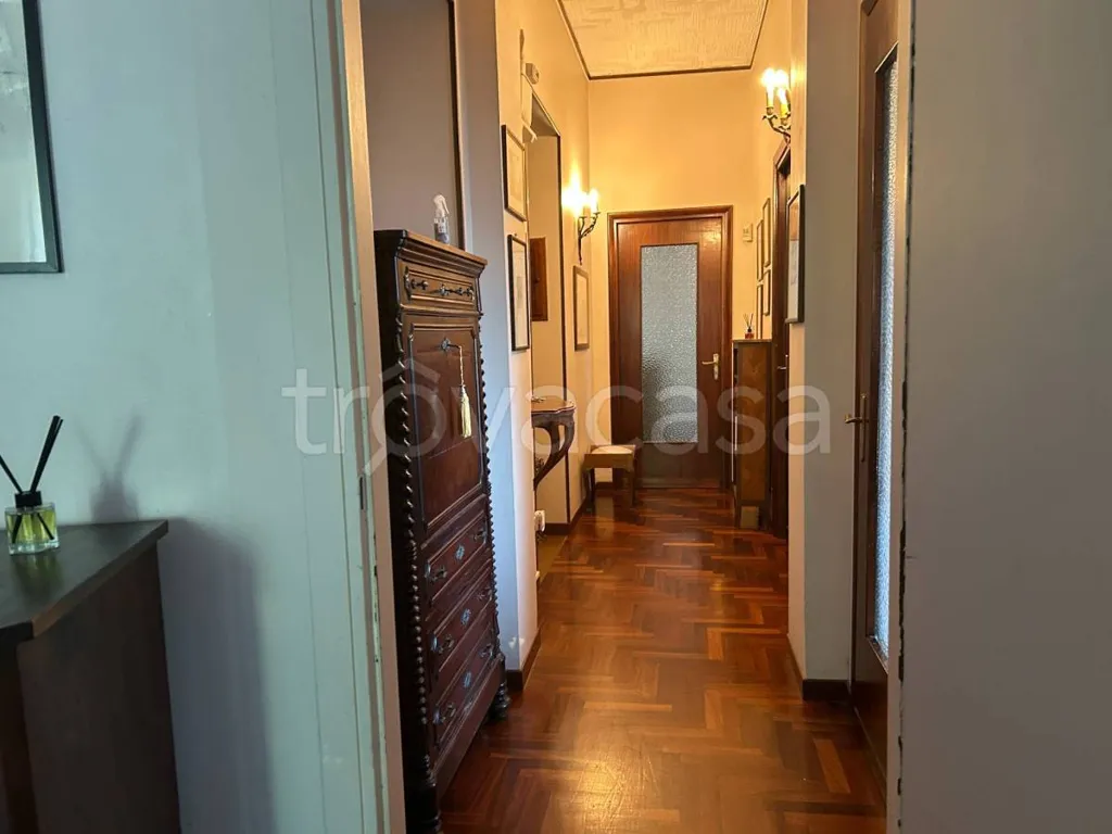 Hallway - 1934 Apartment with Balconies in Turin