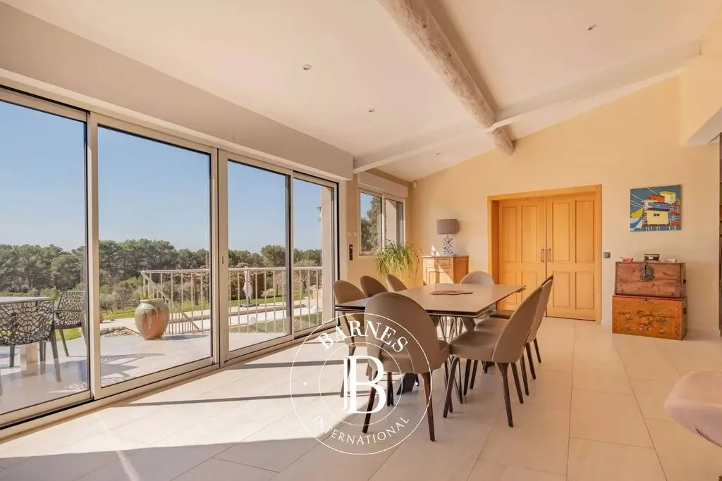 Maison de Luxe avec Vue Panoramique à Aix-en-Provence