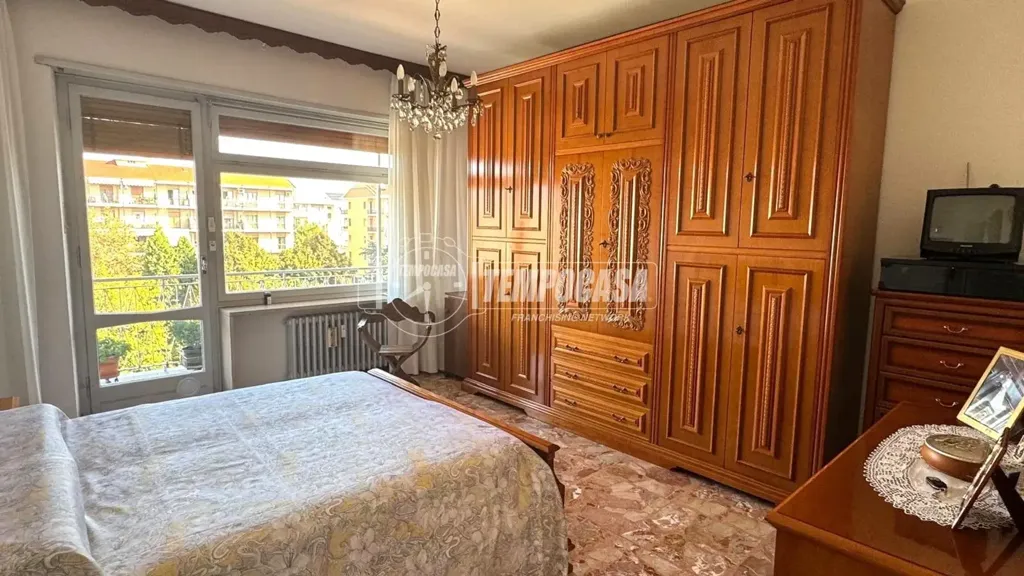 Magamistoad - Rearranged Apartment with Balcony in Collegno