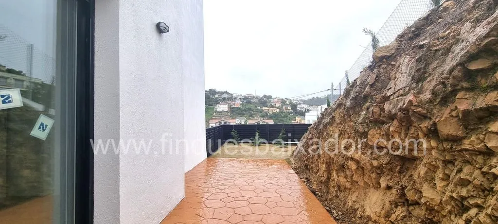 Terrass - New Build House with Pool in Segur de Calafell