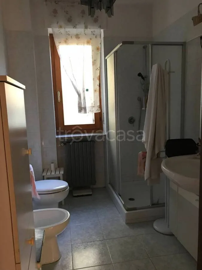 Salles de bain - Rustic Villa with Garden in Arguello