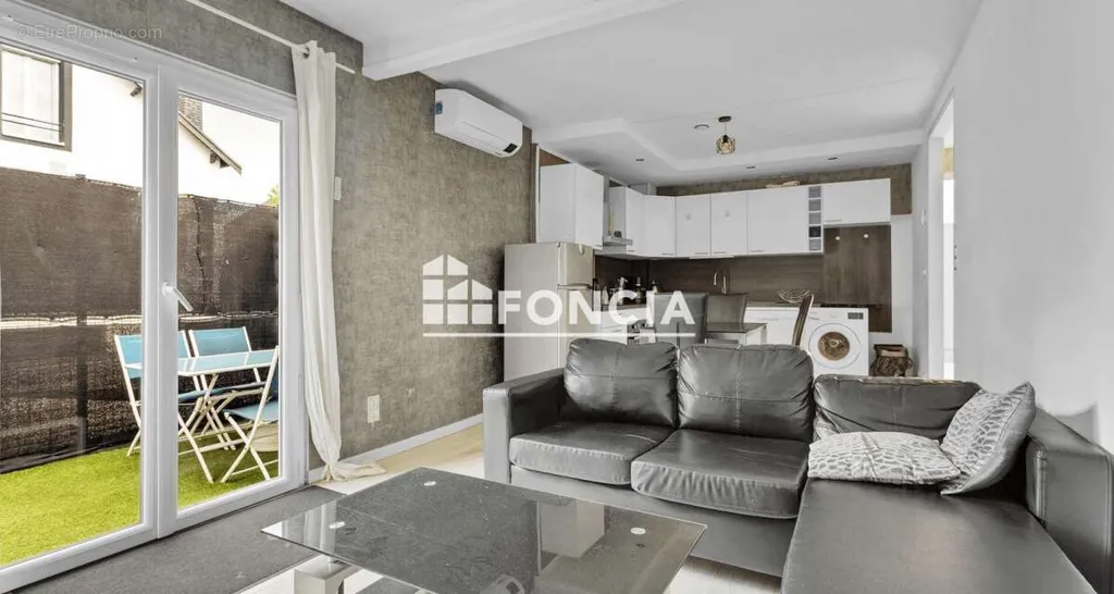 Elutuba - Two-Unit Property with Garden in Massy
