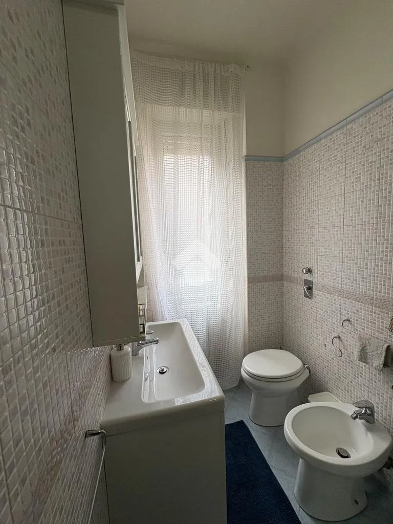 Salles de bain - 2-Bedroom Apartment with Ascender in Milan