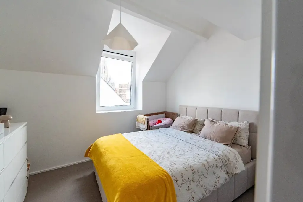 Magamistoad - Renovated Duplex with City View in Antwerp