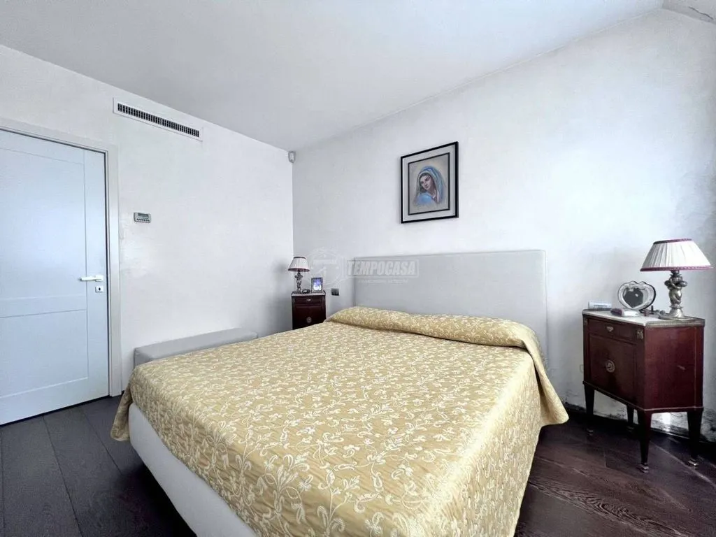 Magamistoad - Penthouse with Pool in Basiglio, Milan
