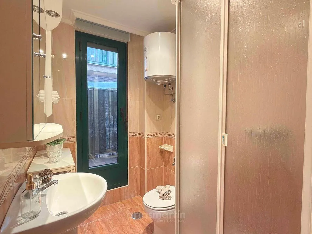 Bagni - Office with Patio in Salamanca's Valhondo Park