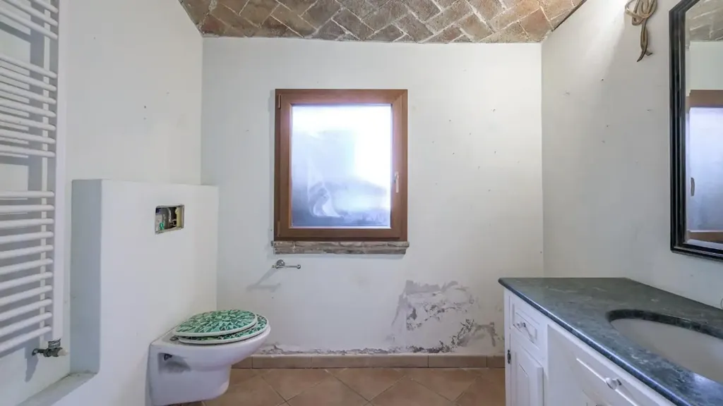 Salles de bain - Restored House with Private Courtyard in Modena
