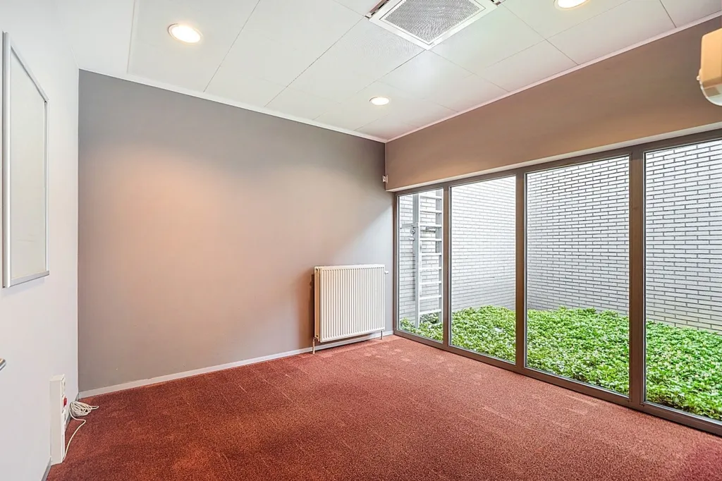 Bureau - Local Commercial Multifonctionnel en Centre-ville d'Oud-Turnhout