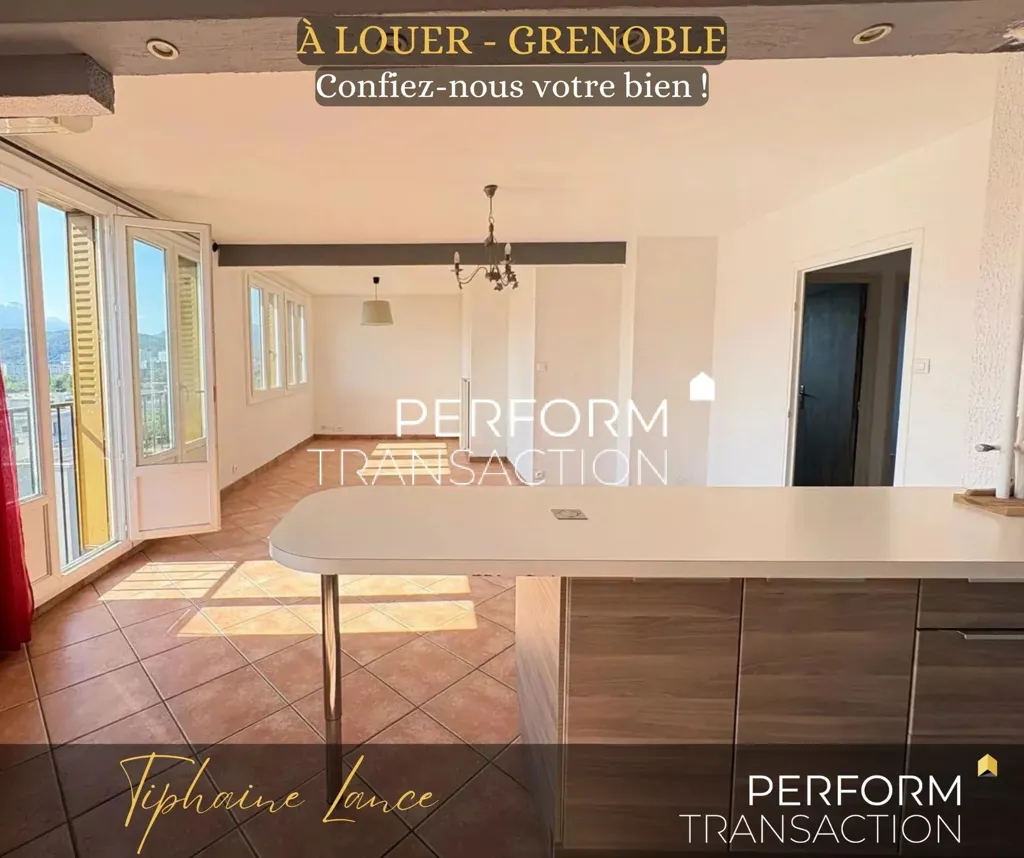Appartement avec vue montagnes au 11ᵉ étage à Grenoble