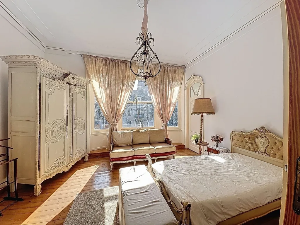 Magamistoad - Art Deco Masterpiece with Garden in Prestigious Avenue