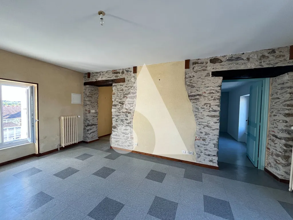 Pièces - Appartement 2 Chambres Proche Gare à Chalonnes