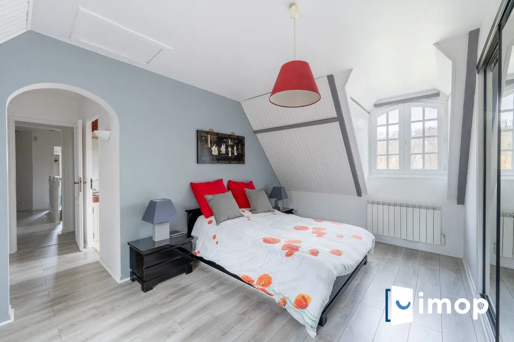 Chambres - Maison avec Terrasse Sud et Jardin à Villette