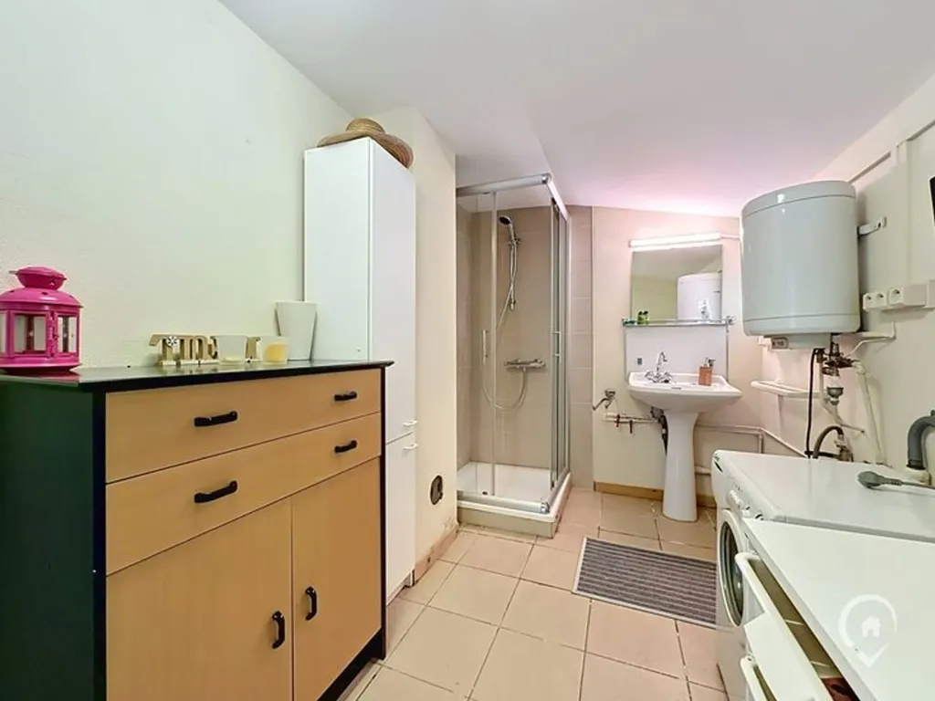 Salles de bain - Chalet au Calme avec Terrasse à Somme-Leuze