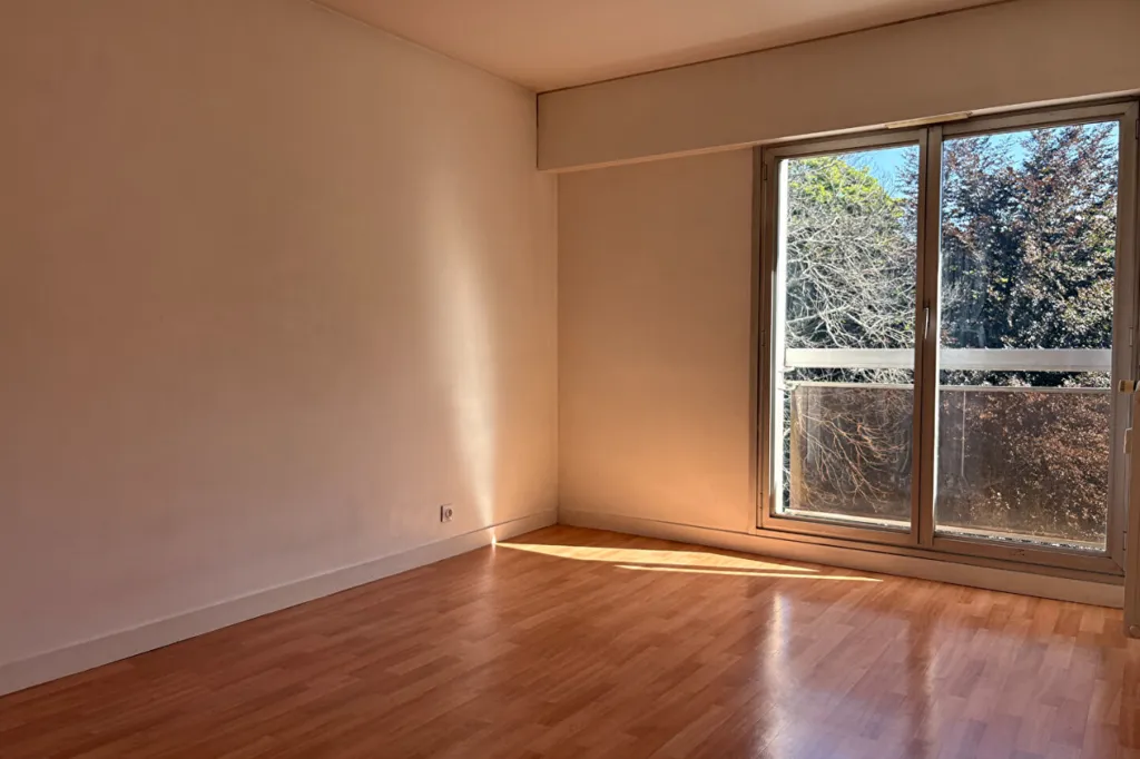Stanze - 4-Piece Apartment with Garage in Nantes