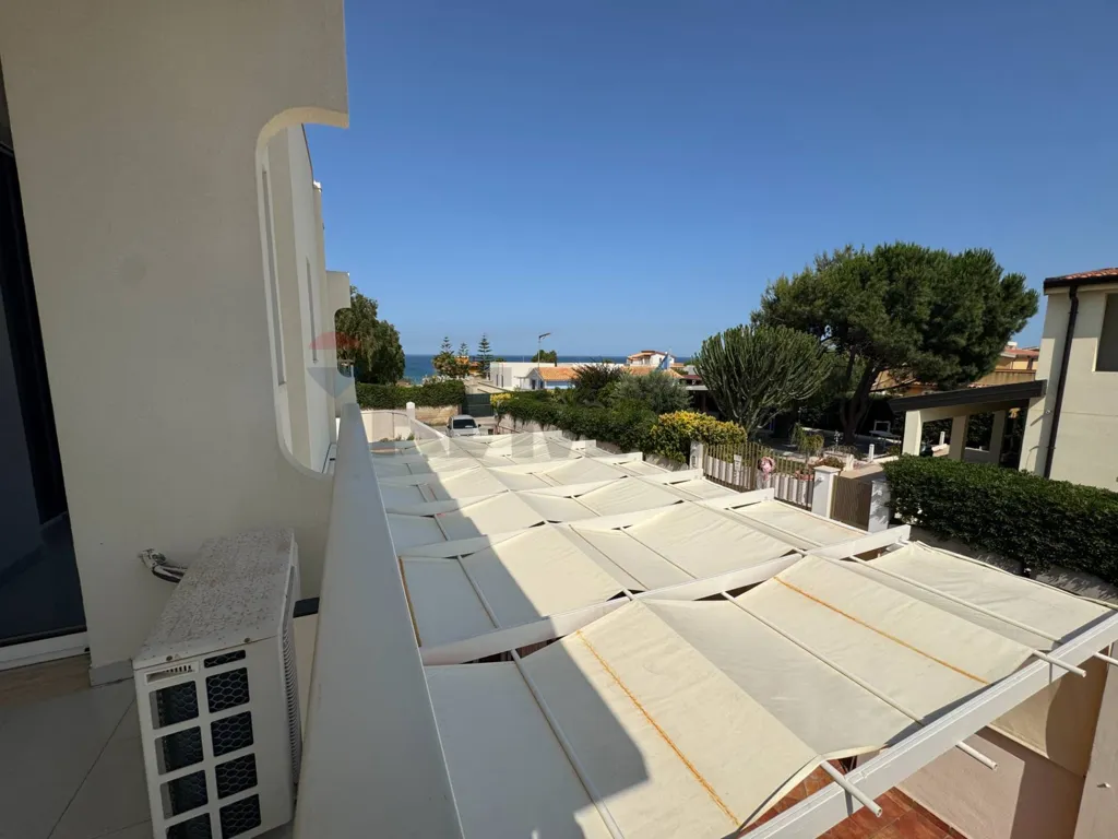 Terrass - Rustic Villa with Terrace in Noto
