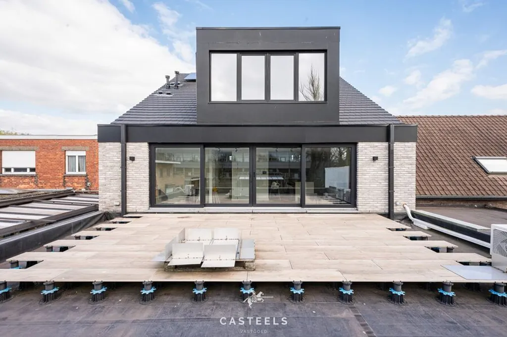 Terrass - Modern Duplex with Terrace in Zelzate