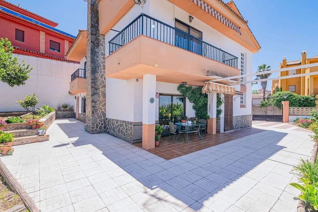 Välivaade - Chalet with Pool and Garden in Cajar