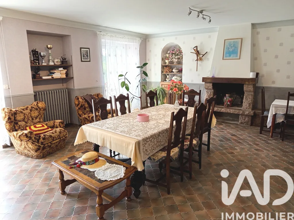 Salle à manger - Longère en Campagne avec Dépendances à Saint-Brieuc-des-Iffs