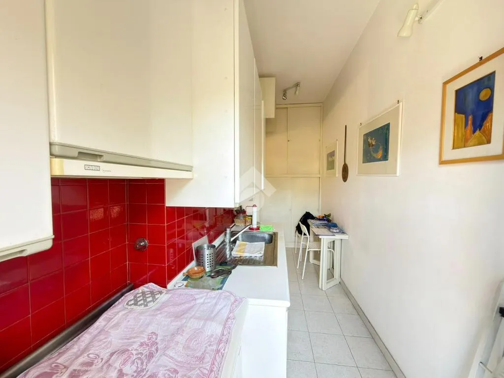 Köök - Studio with Balcony in Via Iberia, Rome