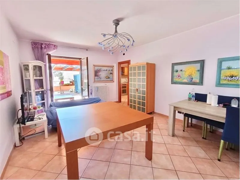 Salle à manger - Apartment with Double Verandas in Andria
