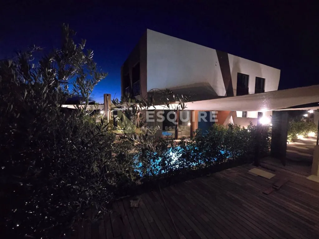 Bassein - Smart Home Villa with Private Pools in Nin