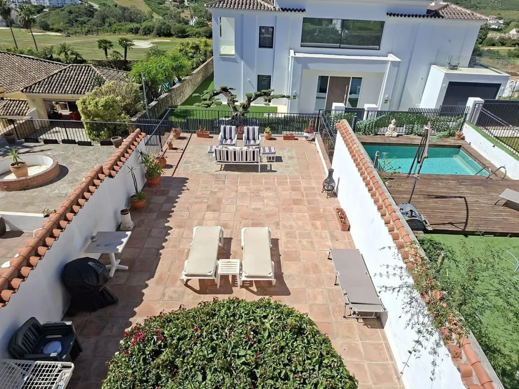 Vue aérienne - Townhouse with Pool in La Duquesa, Manilva