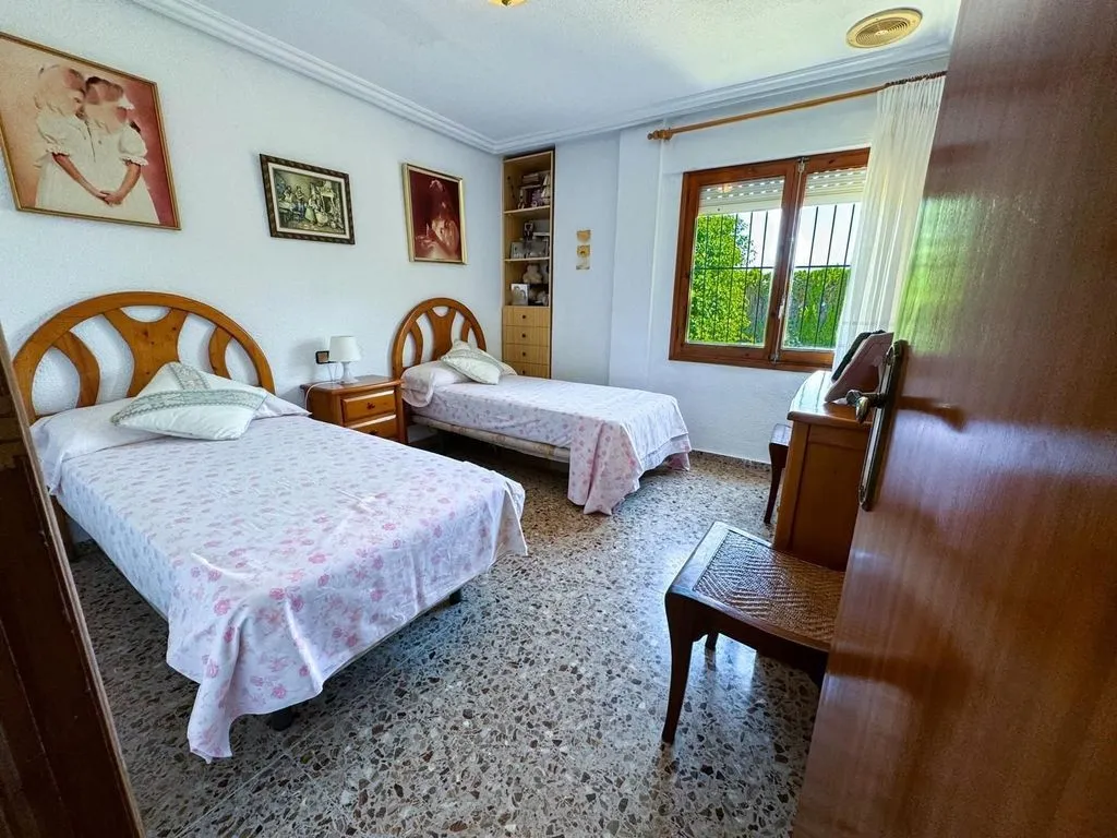 Magamistoad - Luxury Detached House with Pool in Perleta