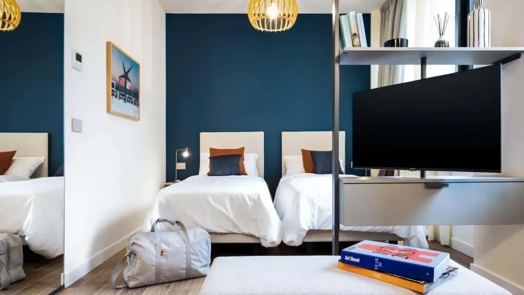 Studio Apartment with Balcony in Milan