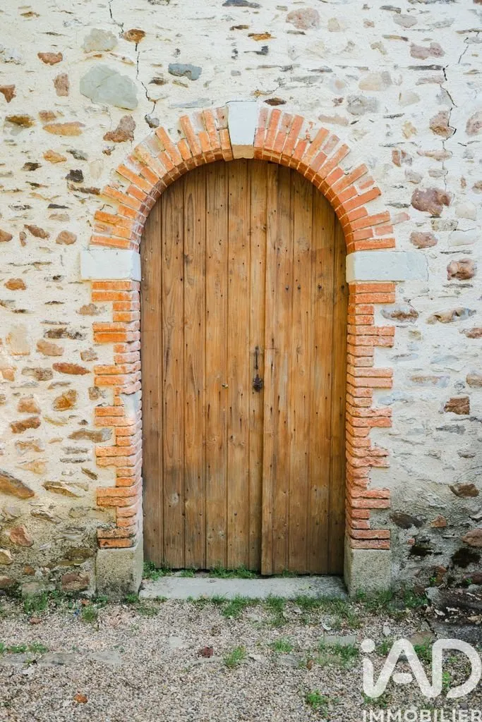 Maison 20 pièces à Les Hauts-d'Anjou