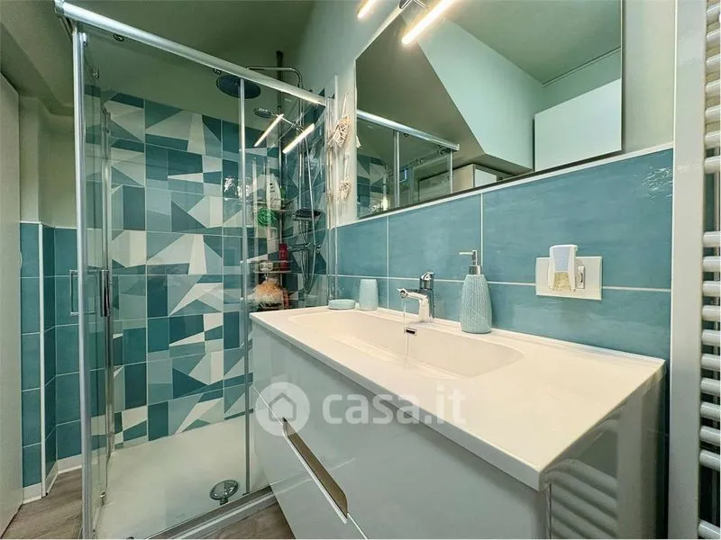 Salles de bain - Rear-Facing Apartment with Balcony in Trento