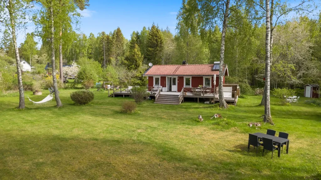 Vista aerea - Well-Maintained Cottage with Garden in Runmarö