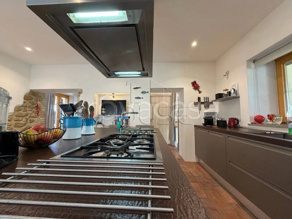 Cuisine - Luxury Villa with Panoramic Views in Umbertide
