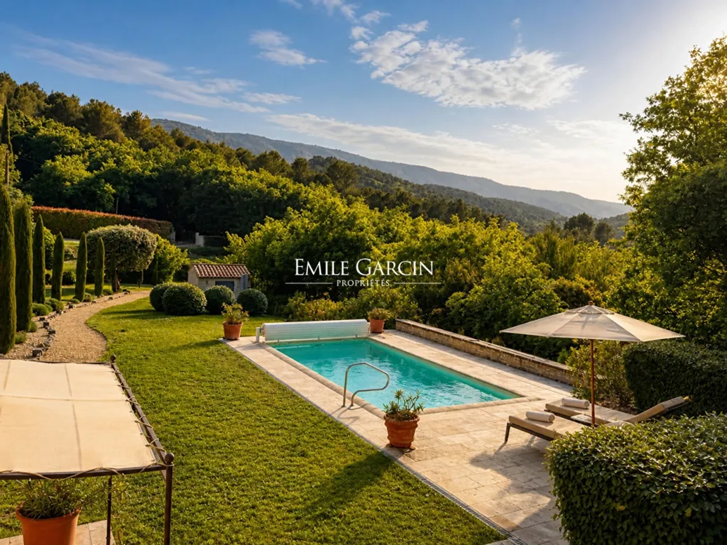 Bassein - Luxury Villa with Pool near Ménerbes