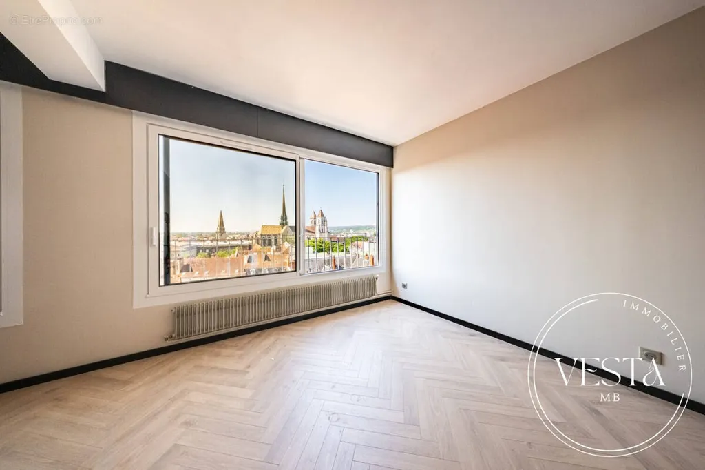 Pièces - Appartement avec Vue Panoramique sur Dijon