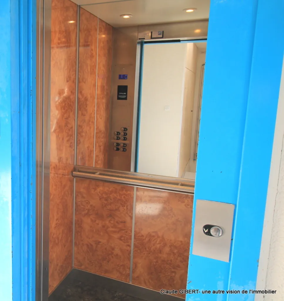 Entrée - Appartement T2 Vue Dégagée au Centre de Balaruc-Les-Bains