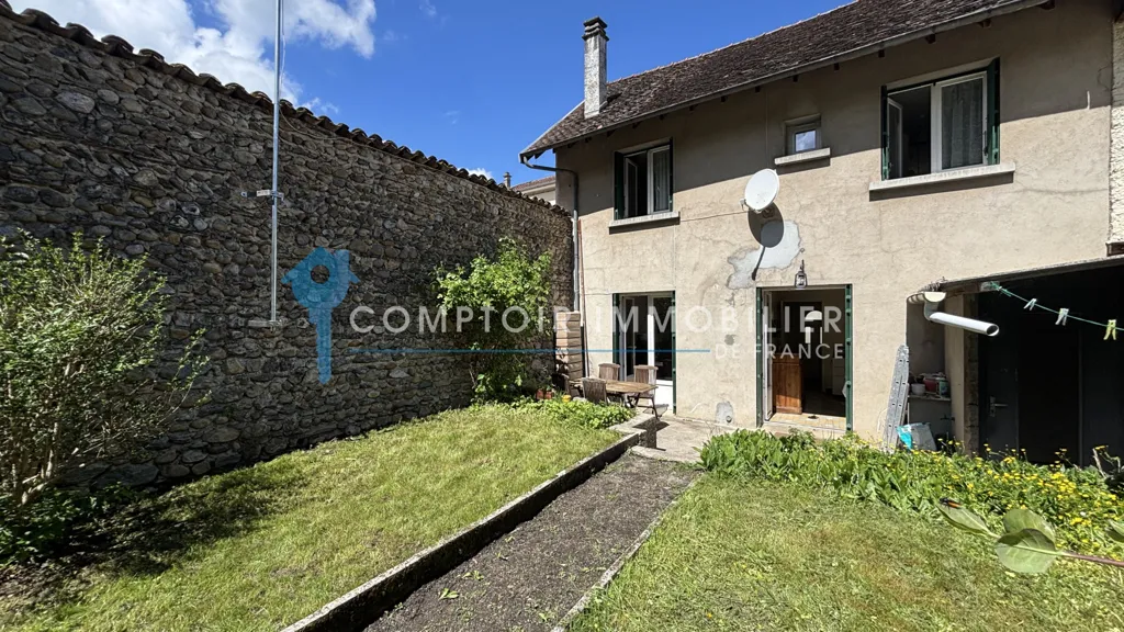 Aed - Half-Timbered House with Garden in Val-de-Virieu