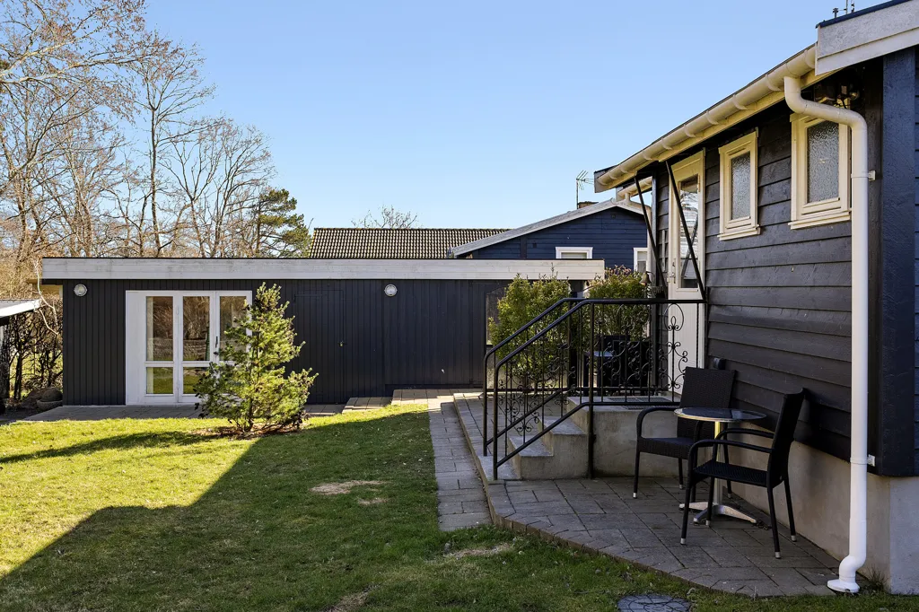 Giardino - Cottage with Fjord View in Bognæs