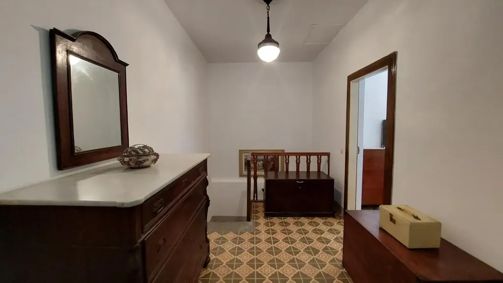 Esik - Rustic Property with Two Apartments in San Godenzo