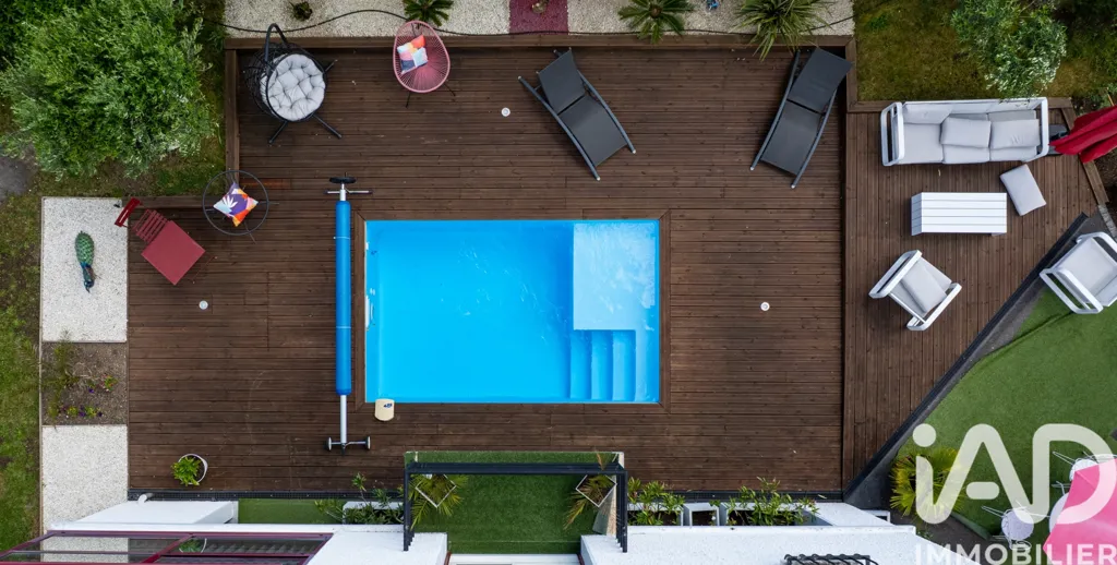 Vue aérienne - Maison de Caractère avec Piscine à Villenave-d'Ornon