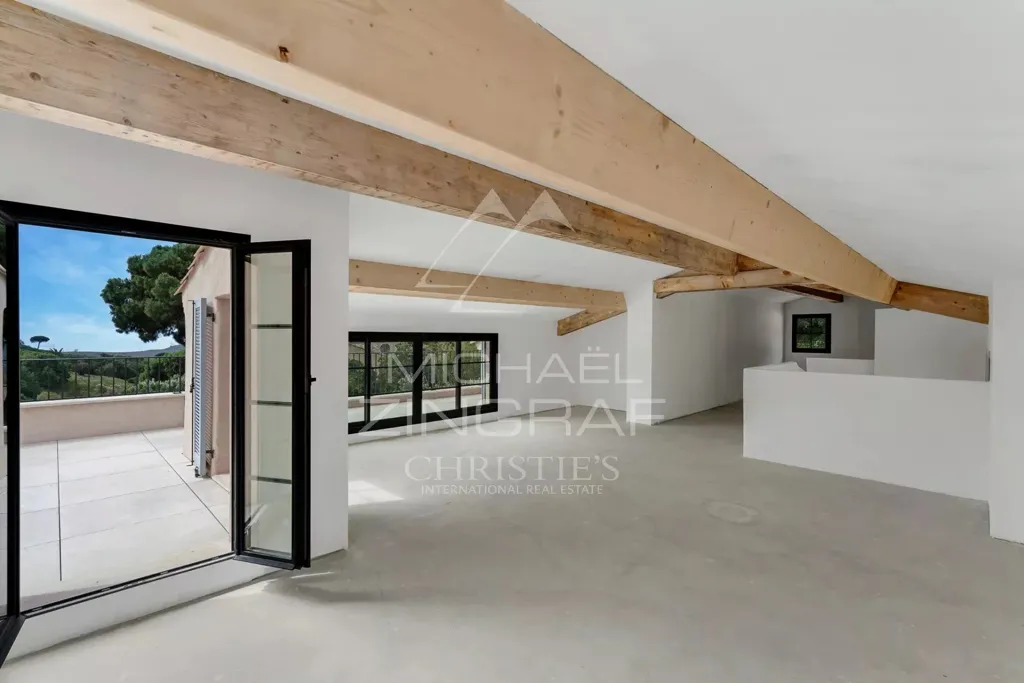 Séjour - Villa Luxueuse avec Vue Mer à Ramatuelle