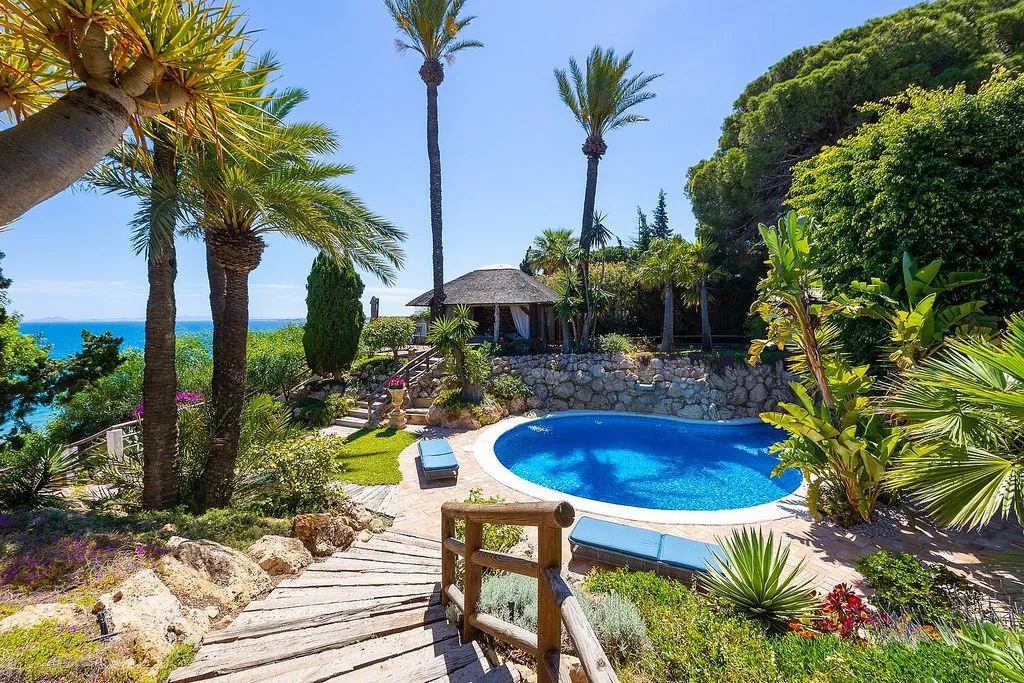 Piscine - Chalet with Pool and Terrace in Cabo Roig