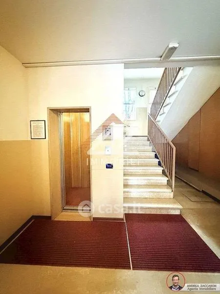 Esik - Central Bilocale with Terrace in Refrontolo