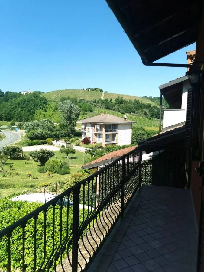 Balcon - Rustic Villa with Garden in Pocapaglia