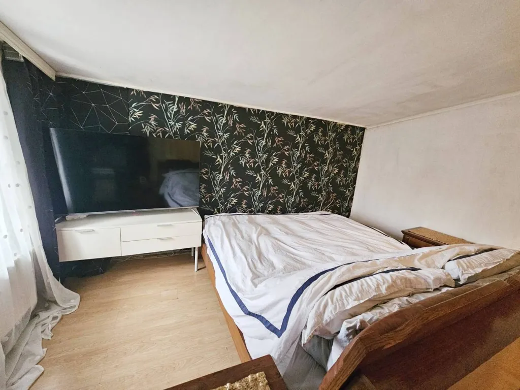 Bedrooms - Two-Bedroom Apartment with Terrace in Stupnik