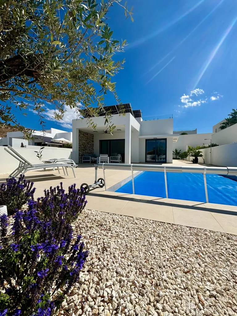 Piscine - Contemporary Villas with Pool in Rojales