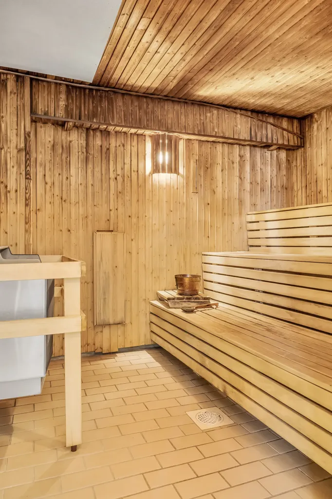 Toad - Two-Bedroom Apartment with City Proximity in Norrköping