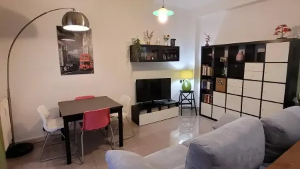 Séjour - Rusticated Two-Bedroom Apartment in Quinto Romano, Milan