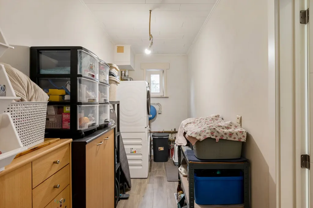 Buanderie - Bâtiment Semi-ouvert Rénové avec Piscine à Berlaar