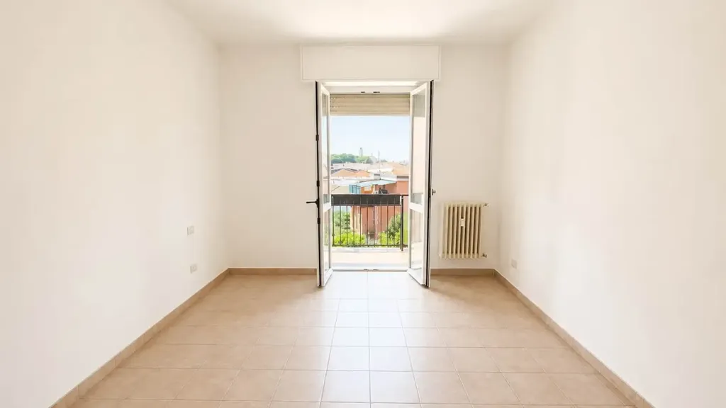 Hallway - Bright Two-Bedroom Apartment in Pioltello
