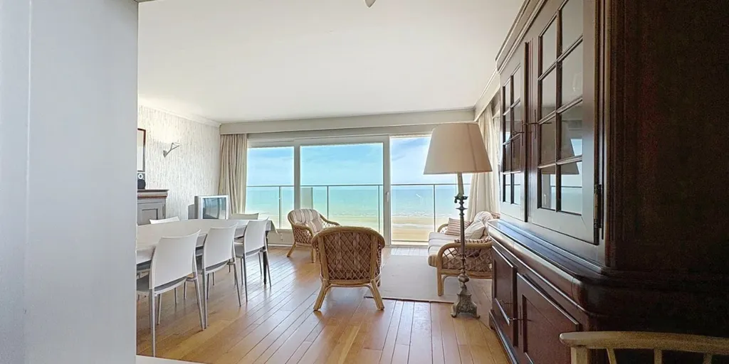 Söögituba - Corner Apartment with Sea View in Koksijde